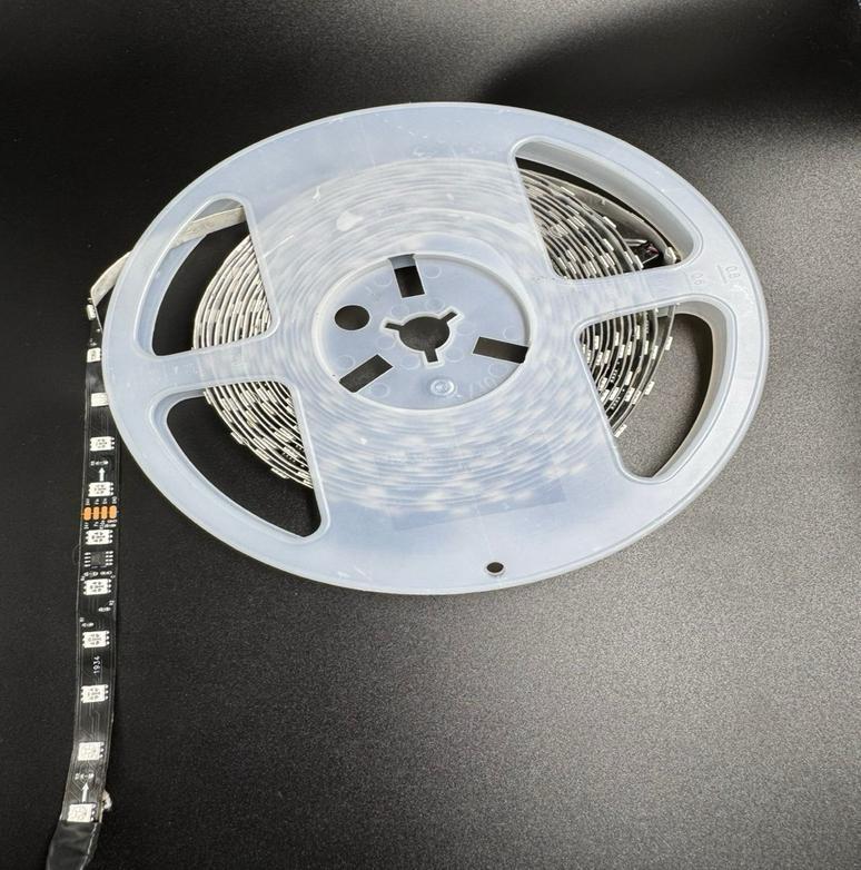 WhatsApp Image 2025-12-15 at 12.43.22 PM Cinta RGB digital (music-app / 10m) - Imagen 1