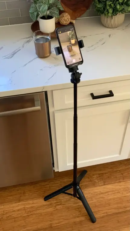 TRÍPODE SELFIE STICK BLUETOOTH 1.5M - Imagen 2